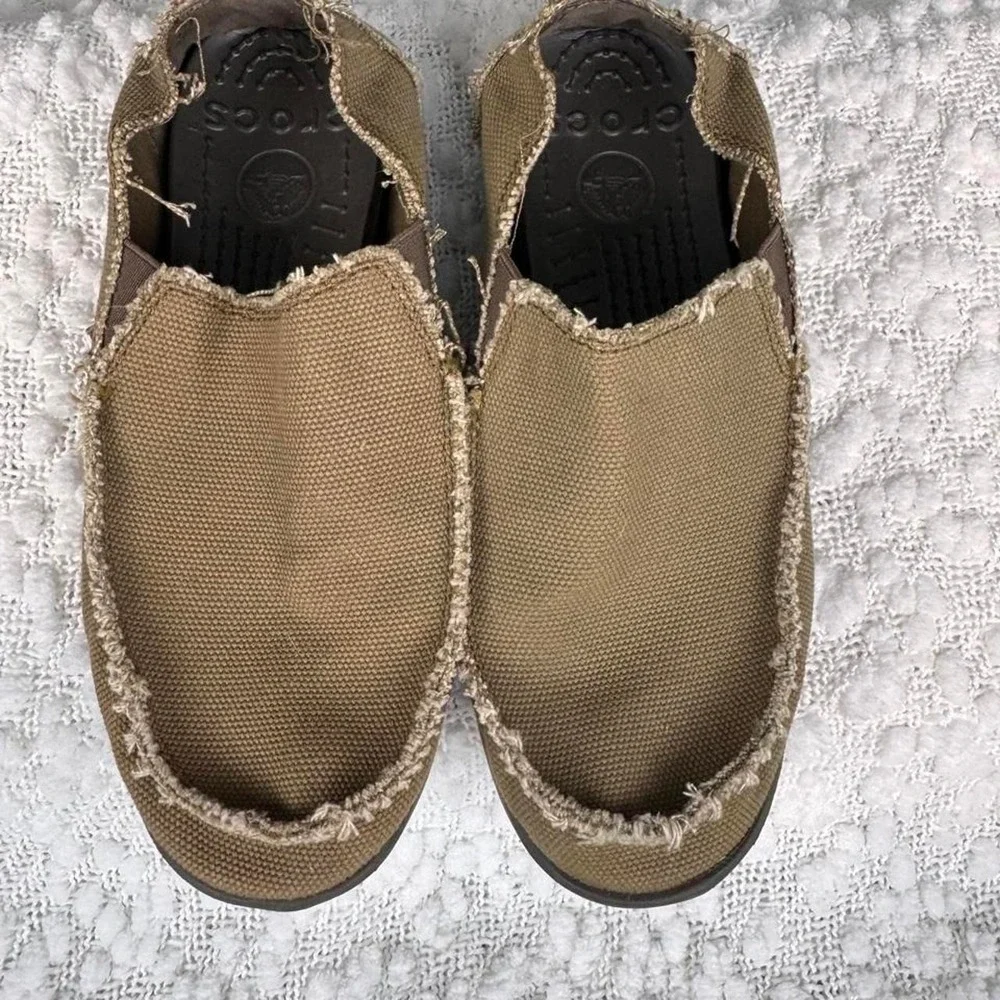 CROCS brown canvas